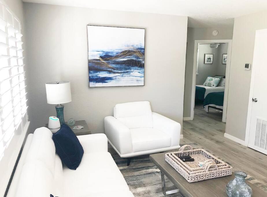 Modern Apartment - 2 Of 4 Punta Gorda Esterno foto